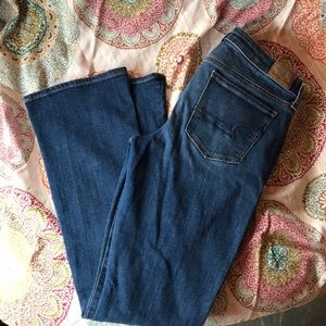 American Eagle skinny kick jeans